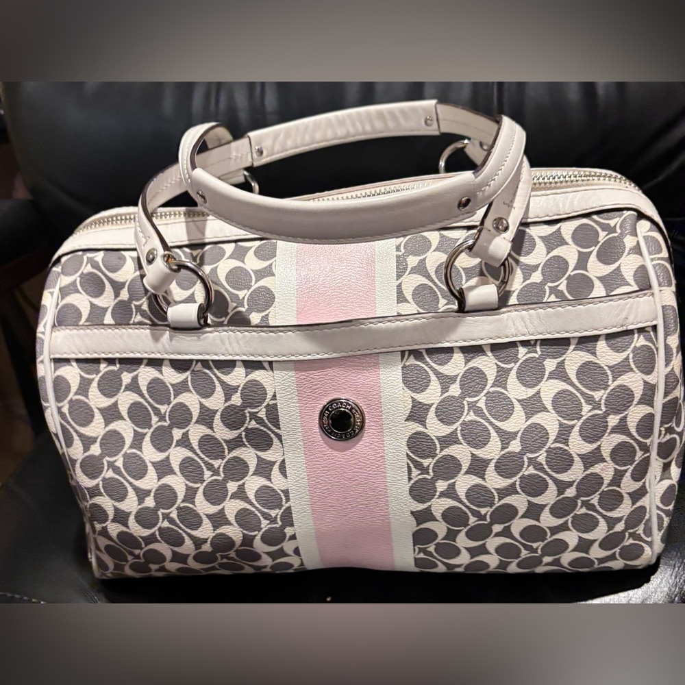Coach Signature Satchel in Gray and‎ Pink